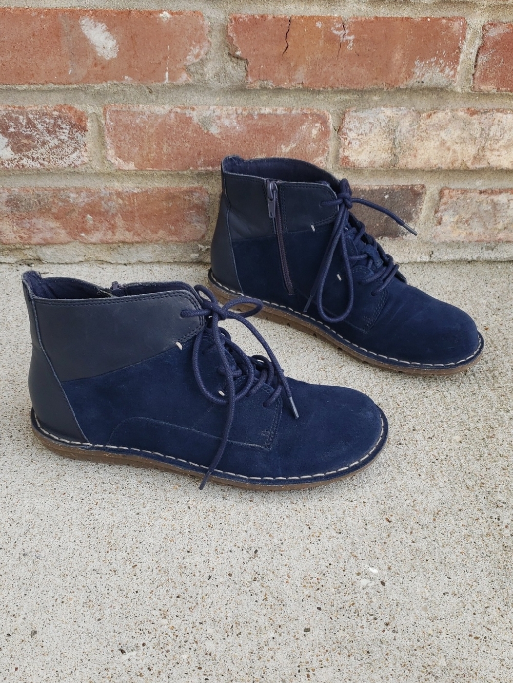 Clarks Collection Tamitha Key Ankle Boots Suede Leather Size 6 Comfort Navy Blue
